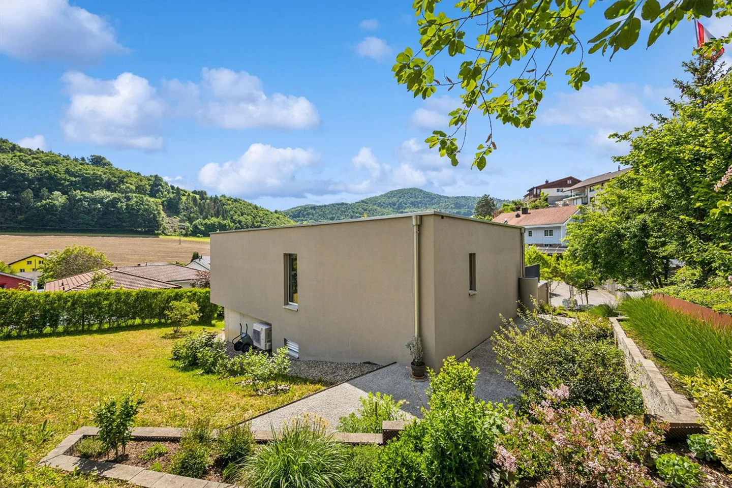 Casa 4.5 stanze con impianto fotovoltaico a Densbüren in vendita - Foto 6 di 13
