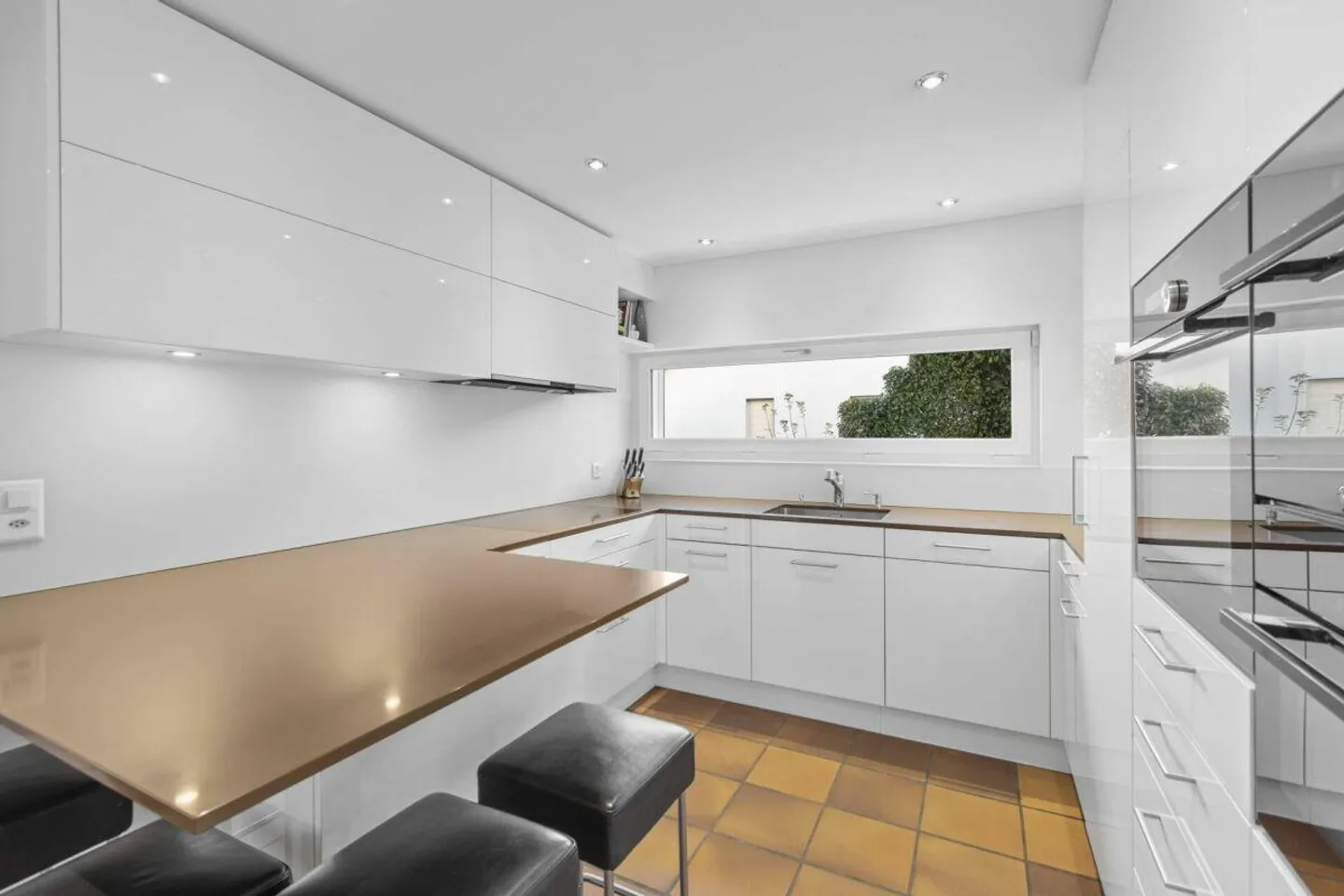 Ihr neues Zuhause auf Zeit - freistehendes Einfamilienhaus an Top-Lage mit Teilseeblick - Foto 6 von 12