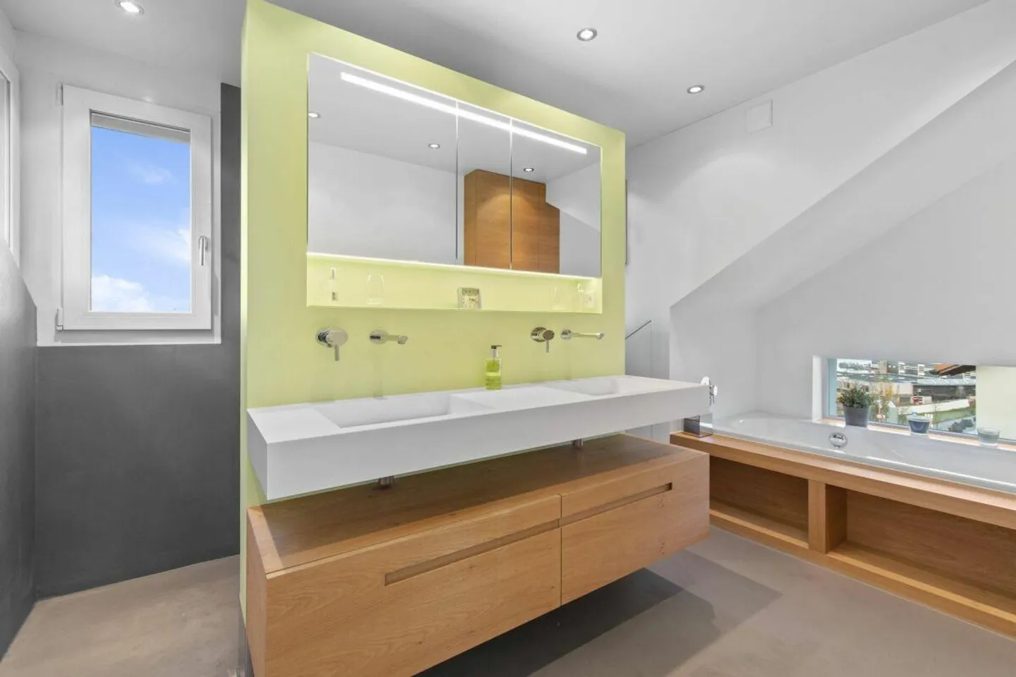 Ihr neues Zuhause auf Zeit - freistehendes Einfamilienhaus an Top-Lage mit Teilseeblick - Foto 10 von 12