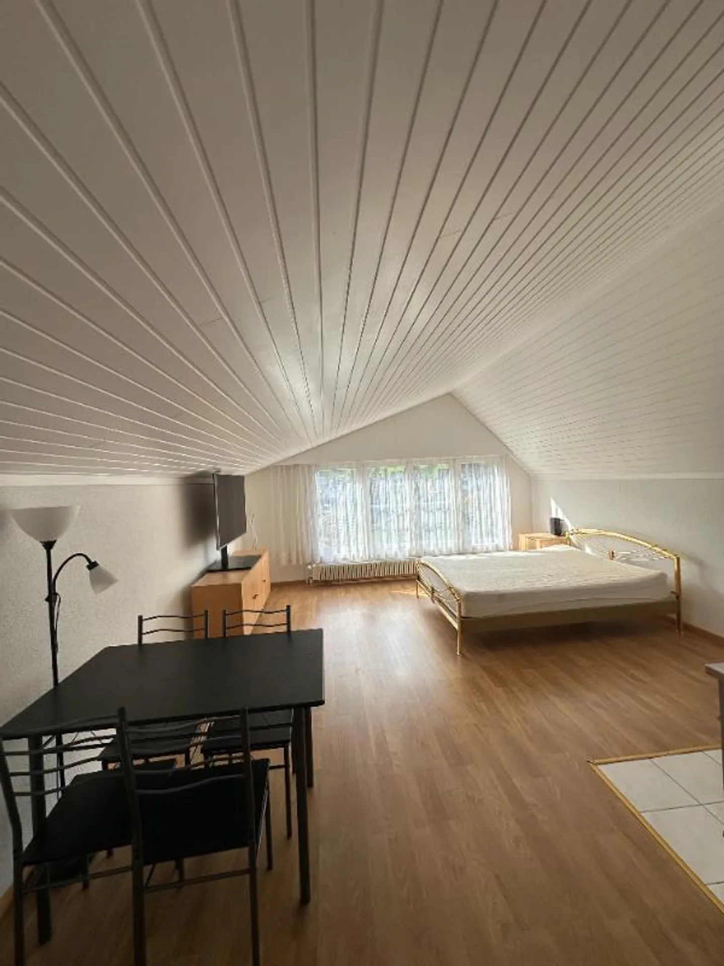 1 Room Furnished Living Object - Photo 2 of 5