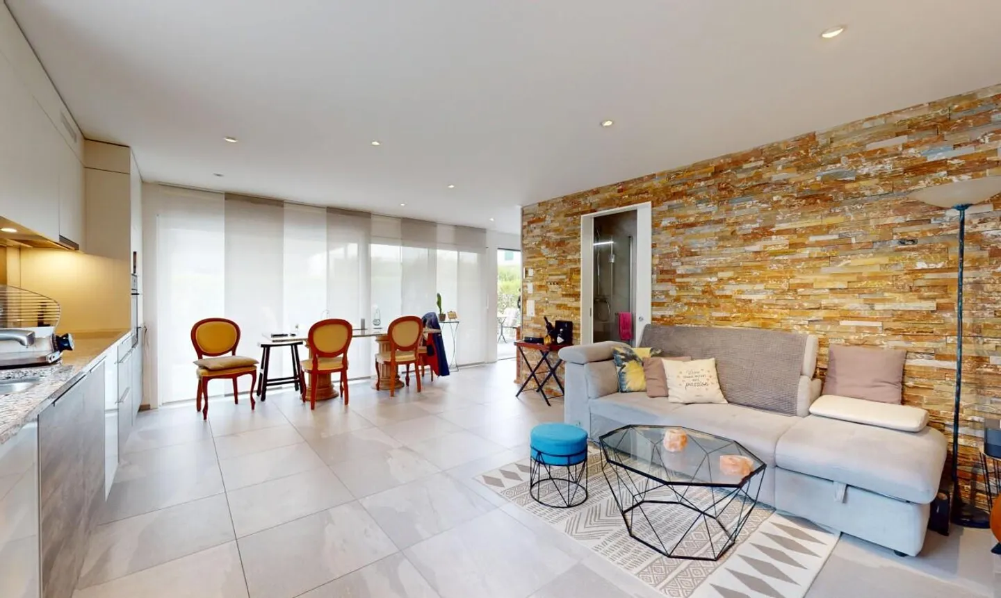 Superbo duplex di 3,5 locali con terrazza a Sugiez - Foto 4 di 11