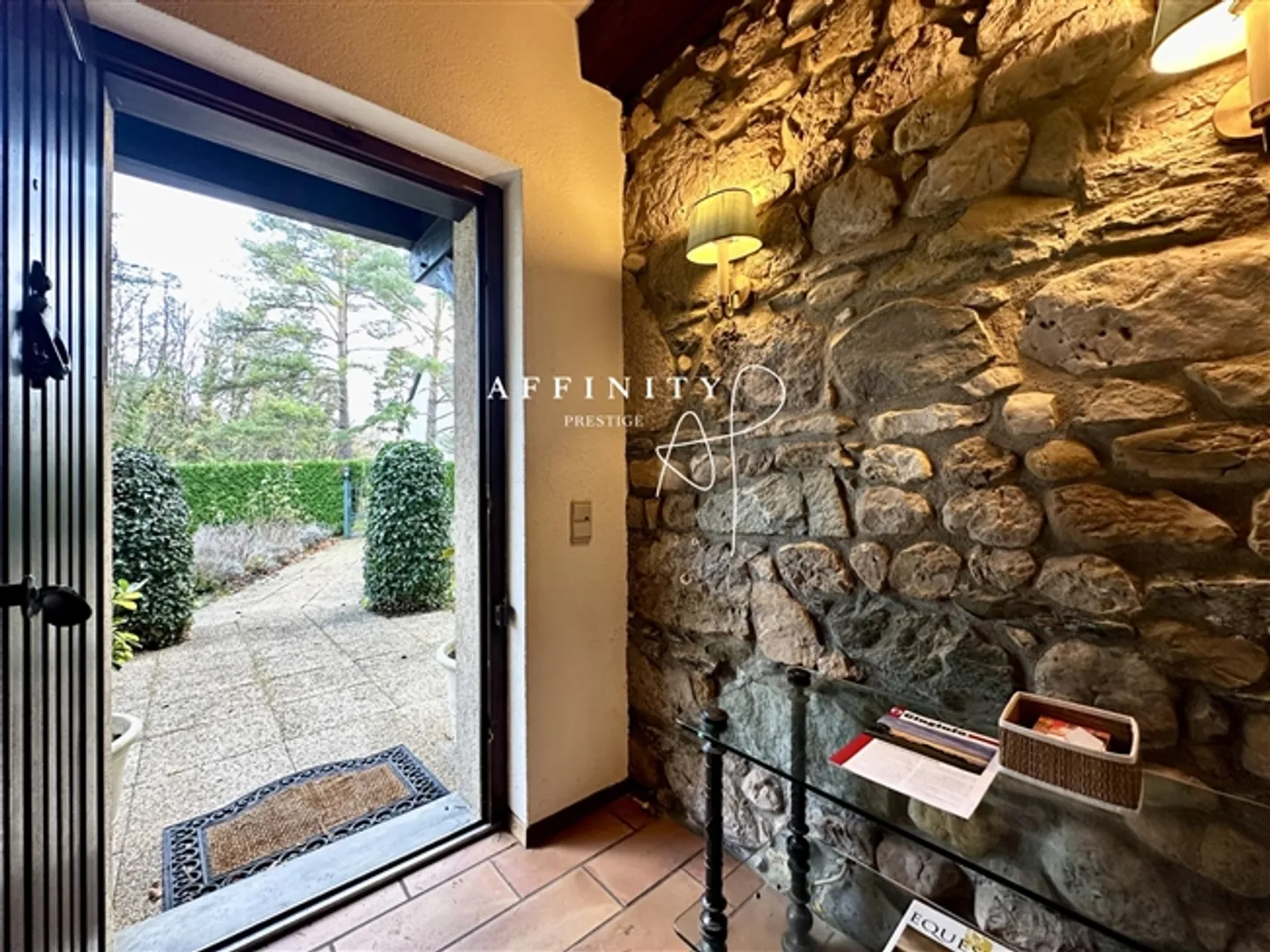 For Rent - Charming Property in Gingins - Photo 3 of 16