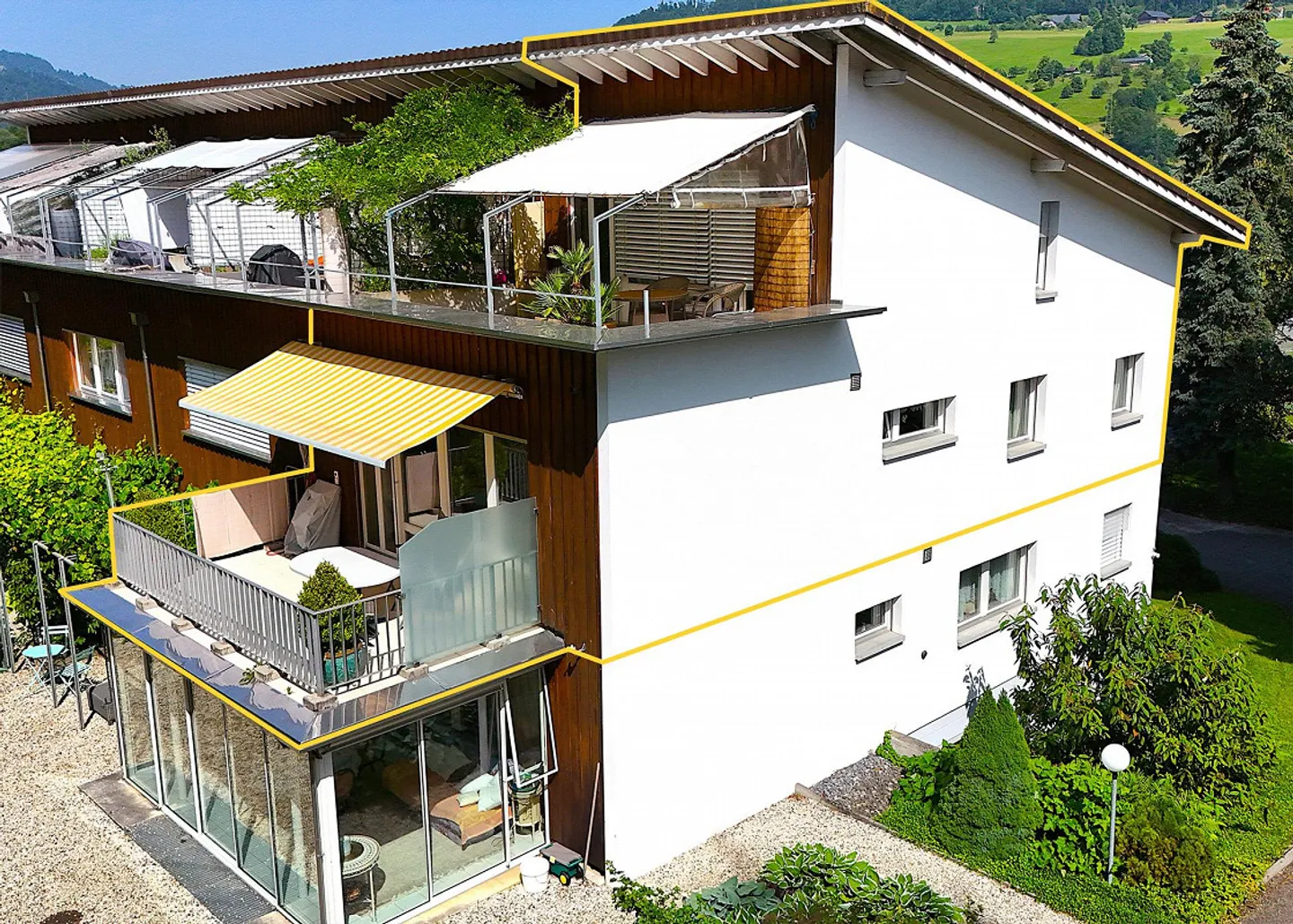 VIVERE IN NATURA, VIVERE VICINO ALLA CITTÀ, ACCANTO A UNA FATTORIA BIO A MALTERS - Foto 1 di 11
