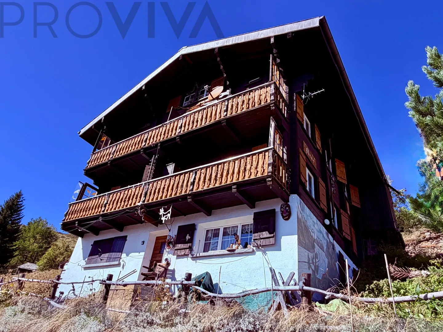 Compatto, arredato con gusto, tecnologia all'avanguardia inclusa. - Foto 1 di 7