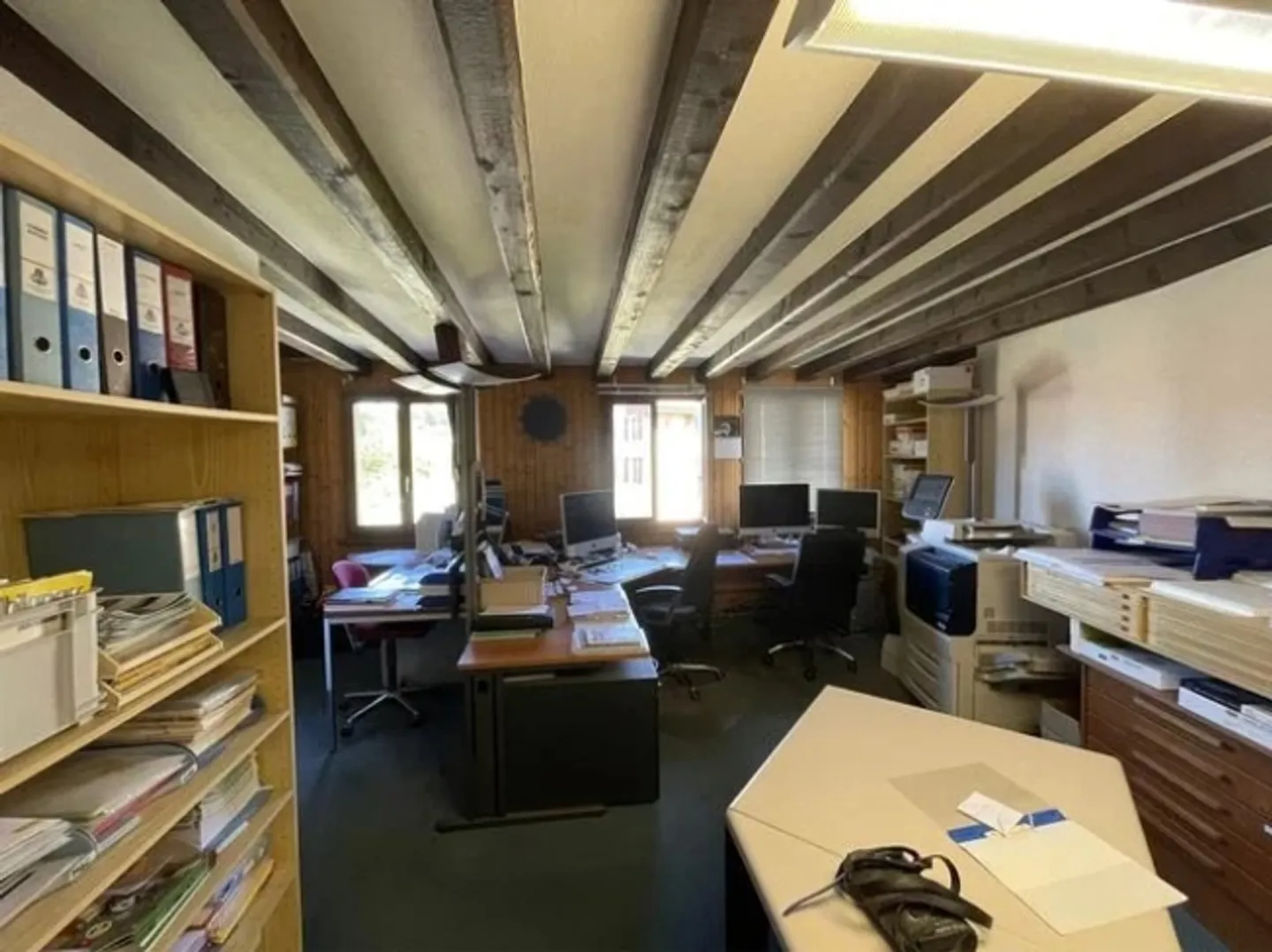 «Bureau» - Photo 1 sur 4