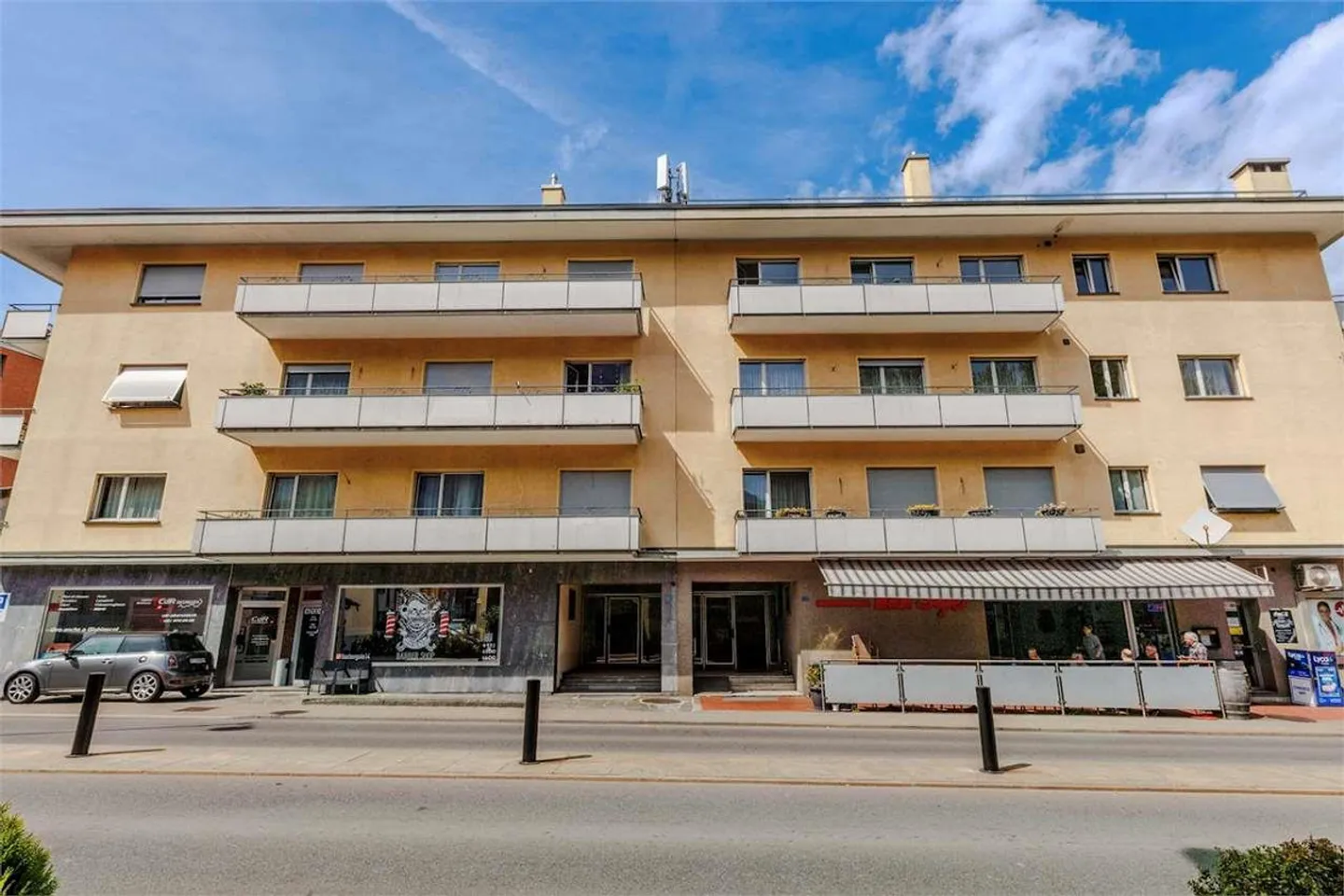 Voll vermietetes Mischobjekt im Zentrum von Giubiasco - Foto 1 von 7