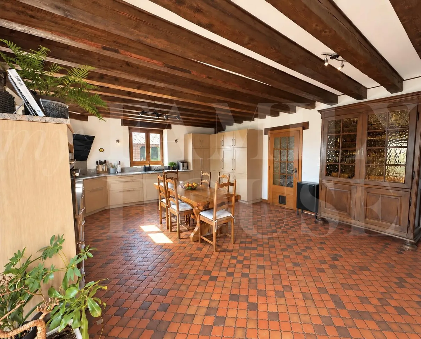 Geräumige Wohnung in einer wunderschönen Immobilie - Foto 3 von 11