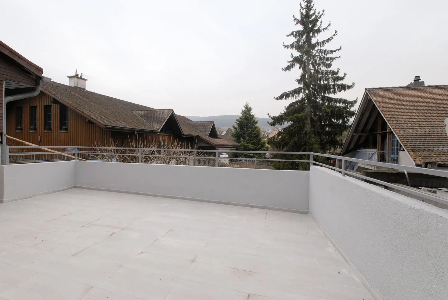 3.5 Zimmer Wohnung mit herrlich besonnter Terrasse - Foto 1 von 9