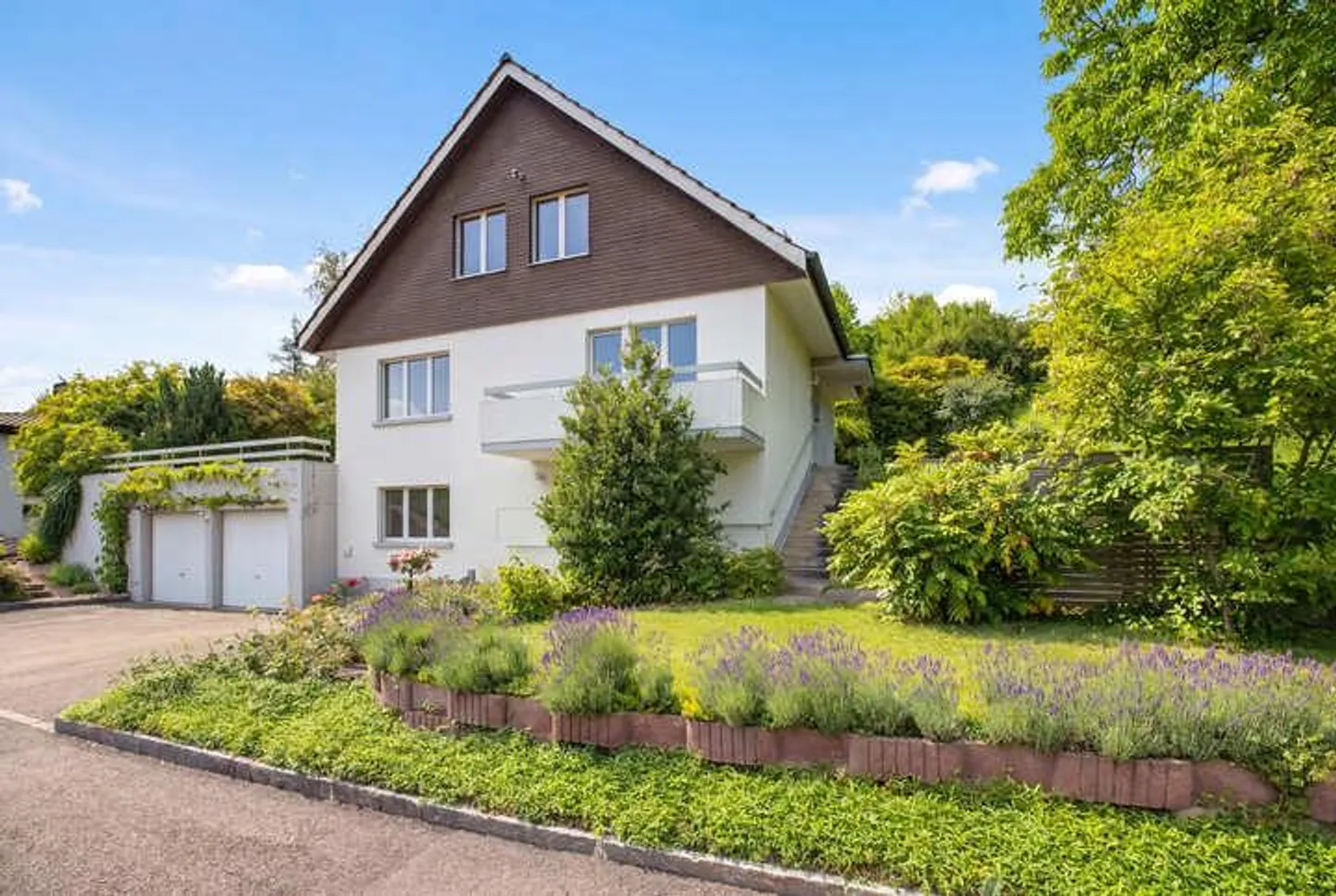 Charmantes Freistehendes Haus in Niederdorf - Foto 2 von 8