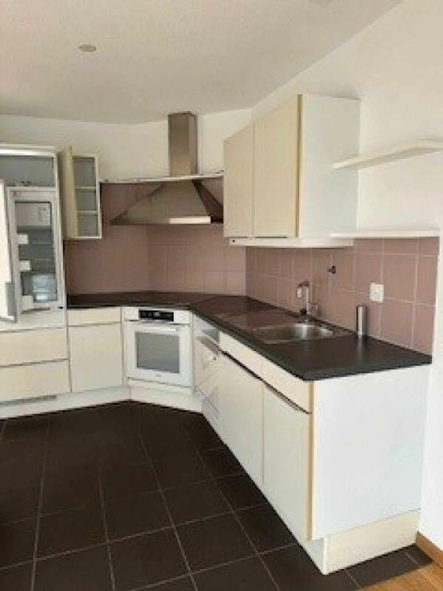 1.5-room apartment, 2nd floor - Photo 2 of 5