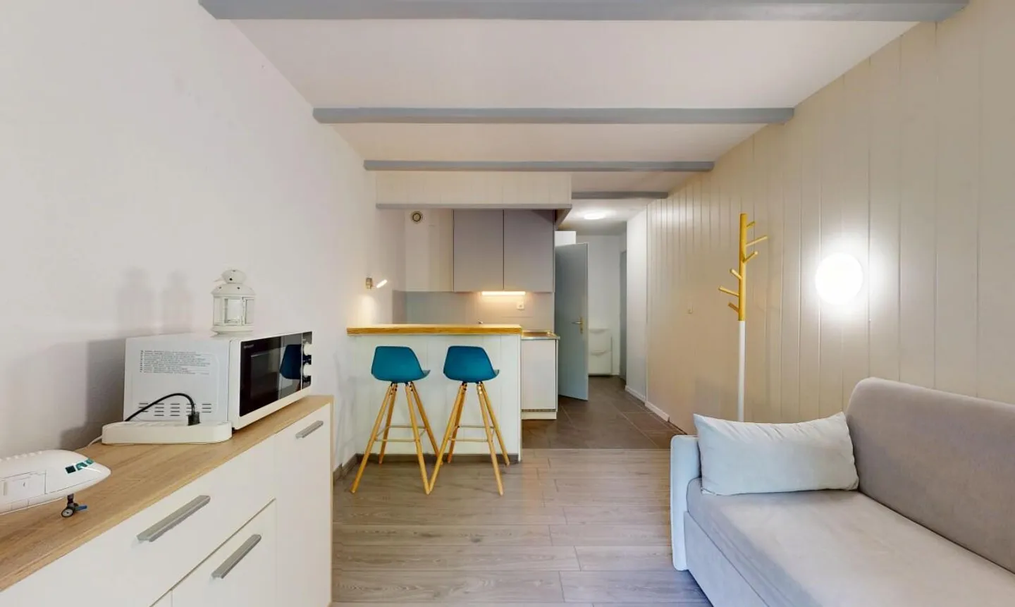 Charmantes Studio mit Terrasse - Foto 8 von 13