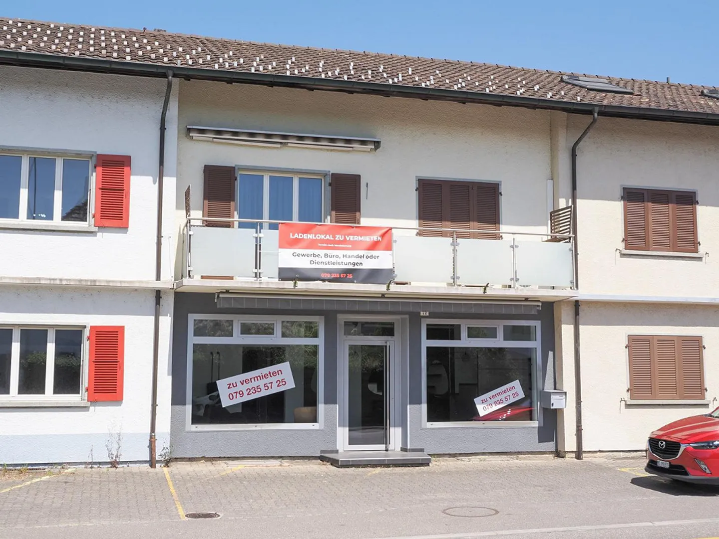 Salon de coiffure élégant à Langenthal - Photo 1 sur 7