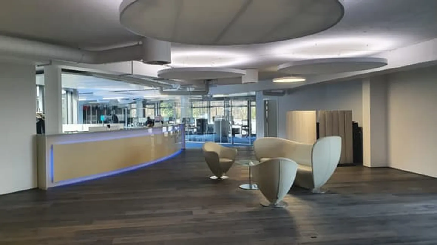 Work at the highest level – 1,090 m² modern commercial space with panorama - Photo 1 of 7