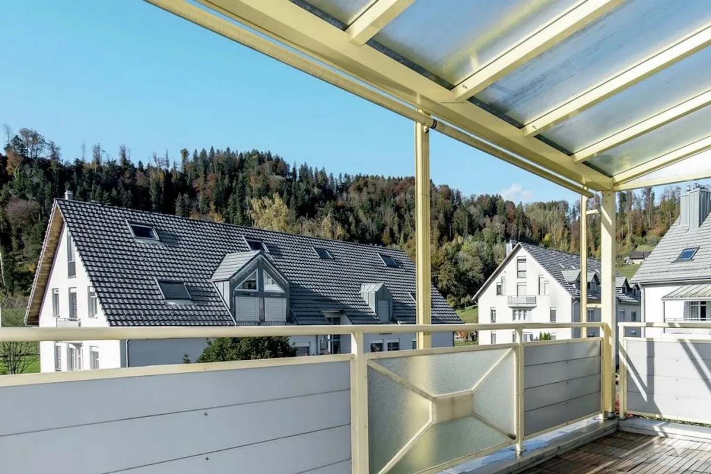 Wohlfühloase in Turbenthal: 4.5-Zimmer, ideal für Familien oder Paare - Foto 1 von 10