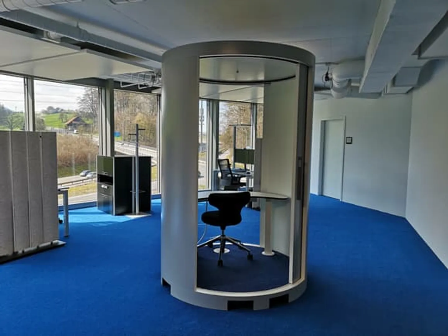 Work at the highest level – 1,090 m² modern commercial space with panorama - Photo 5 of 7