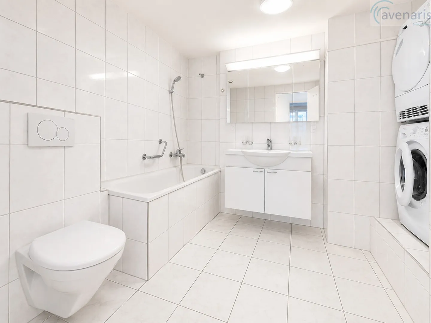 Well-maintained apartment with breathtaking views and high living comfort - Photo 7 of 12