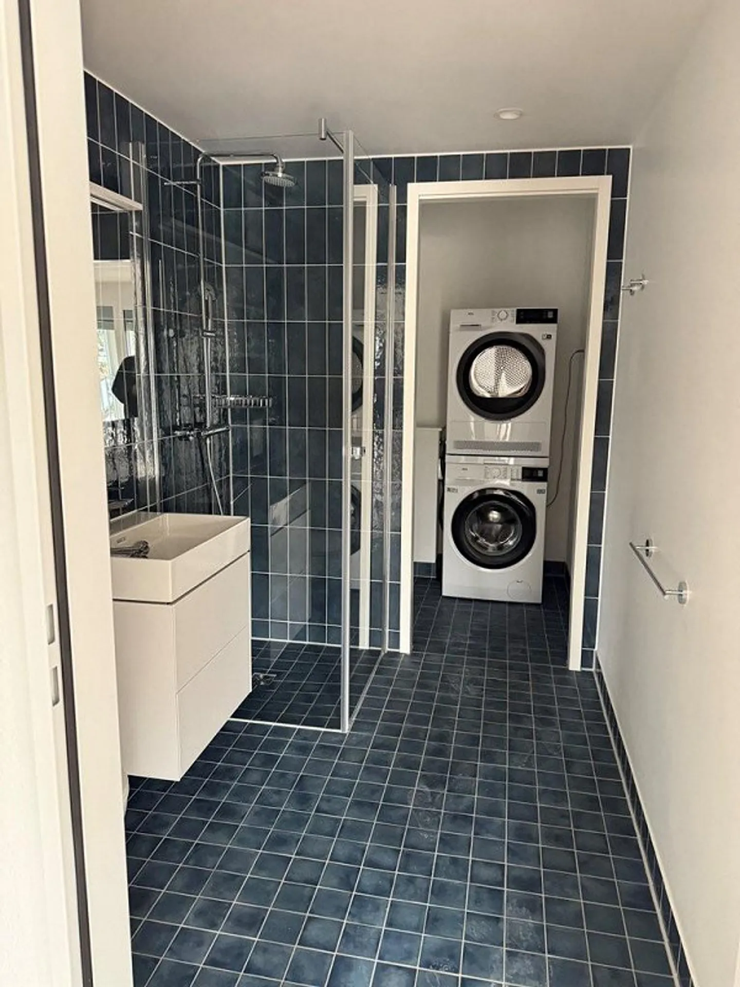 FIRST RENTAL - modern and urban - 3.5-room apartment - Photo 4 of 6