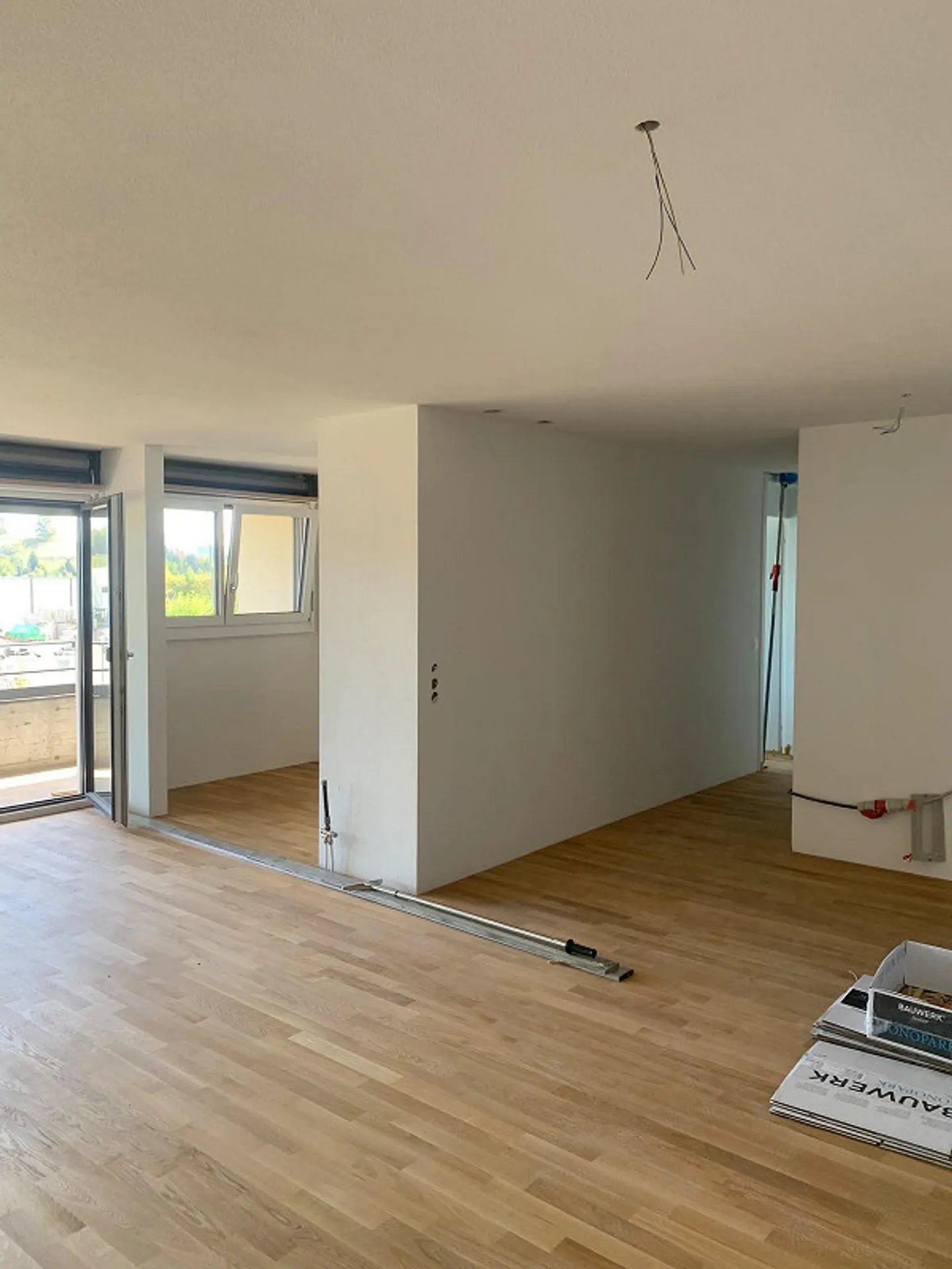 Votre nouveau chez-vous vous attend : appartement 3.5 pièces fraîchement rénové - Photo 3 sur 17
