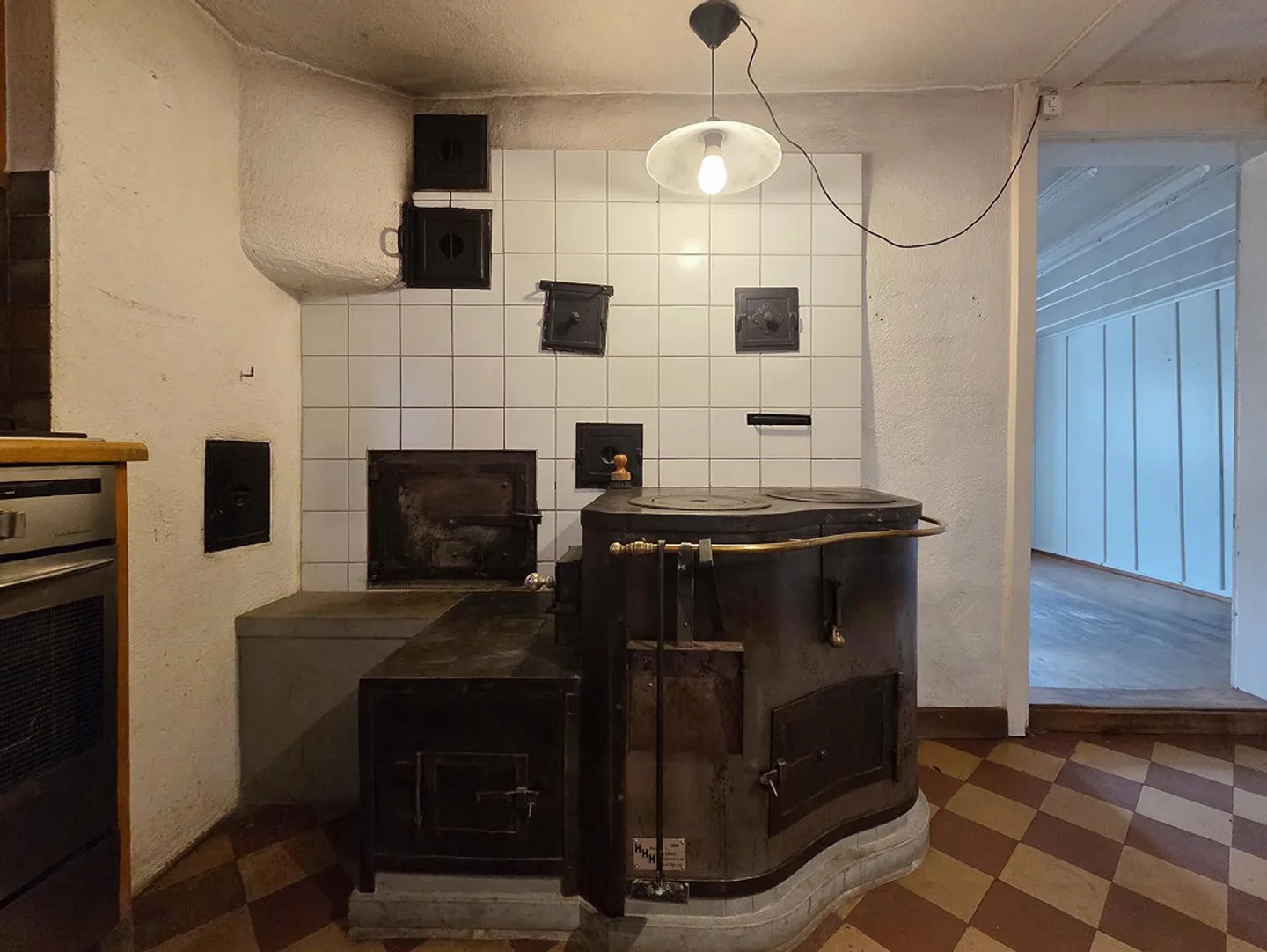 Former 6-Room Farmhouse with Outbuilding (Development Potential) - Photo 12 of 15