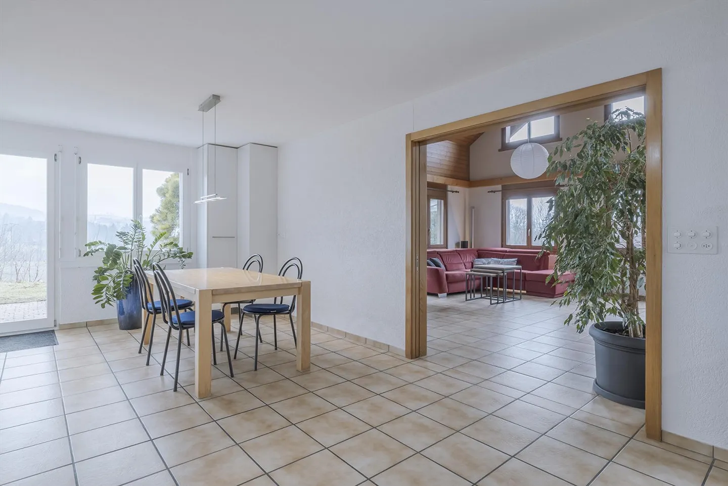 Maison résidentielle utilisable individuellement - Tafers - Photo 2 sur 16