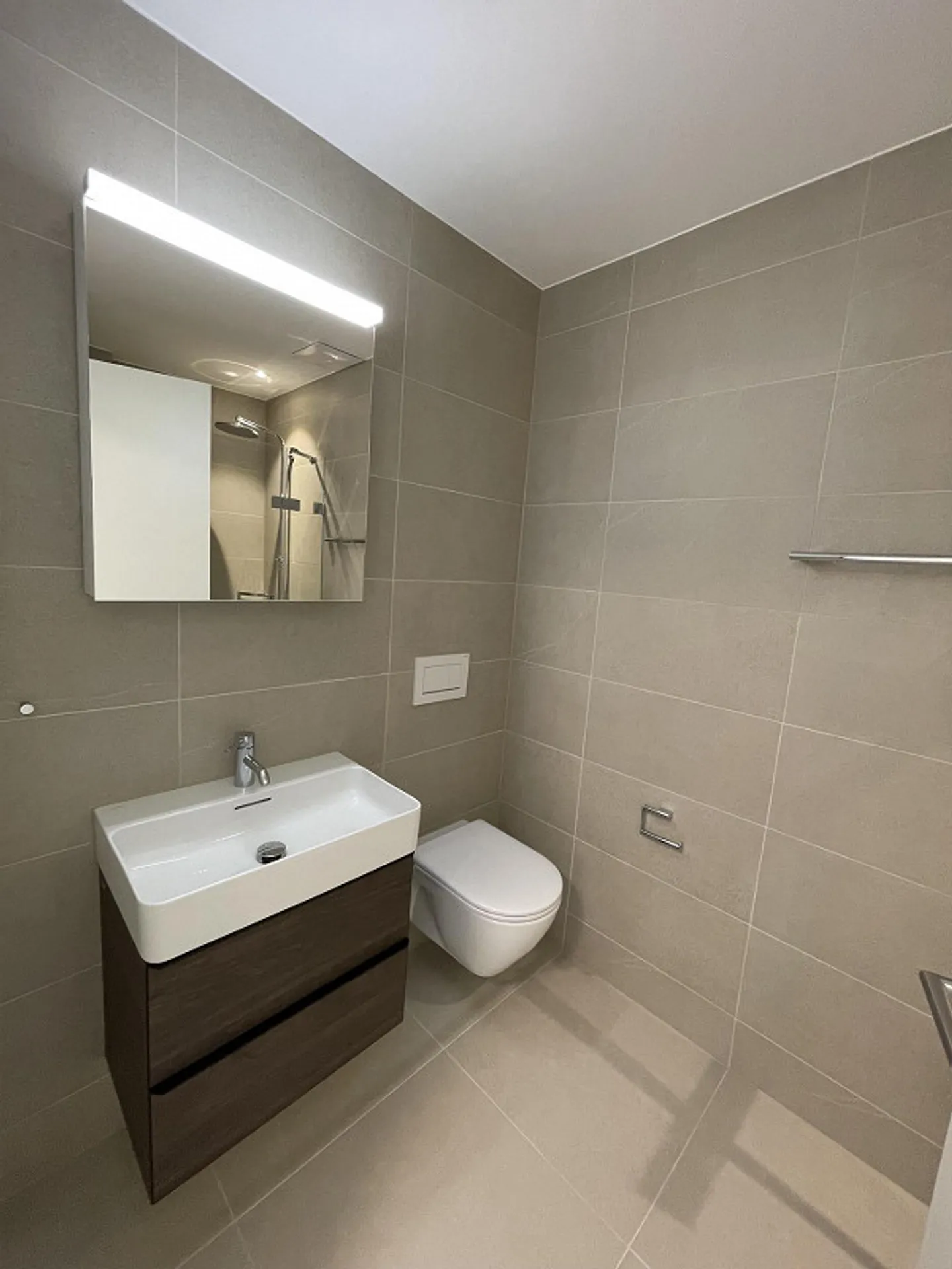 Zentral wohnen in Horgen  Moderne 2.5-Zimmerwohnung direkt am Zürichsee - Foto 5 von 5