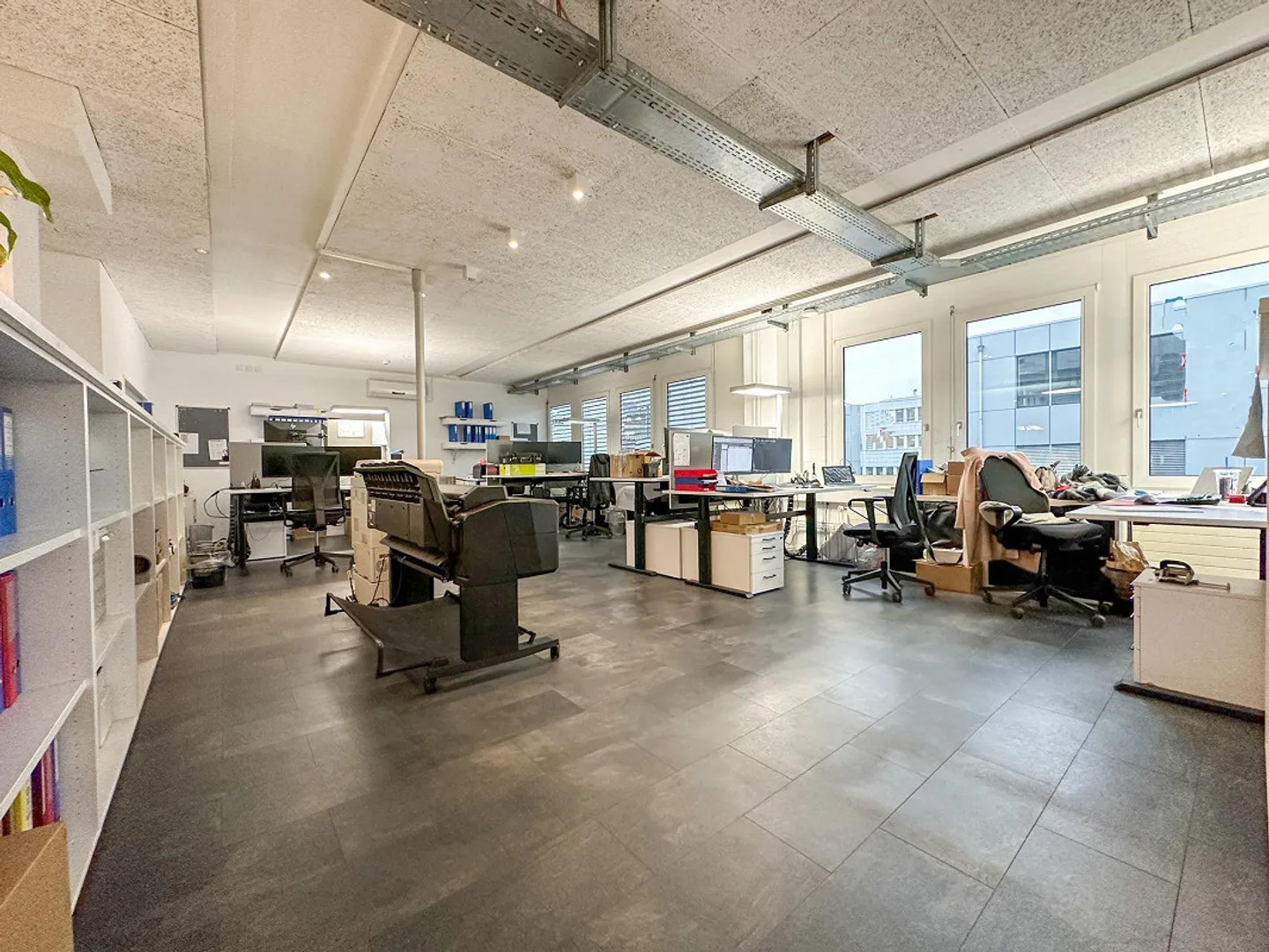 Modern Office with Excellent Access to the Highway - Photo 5 of 7