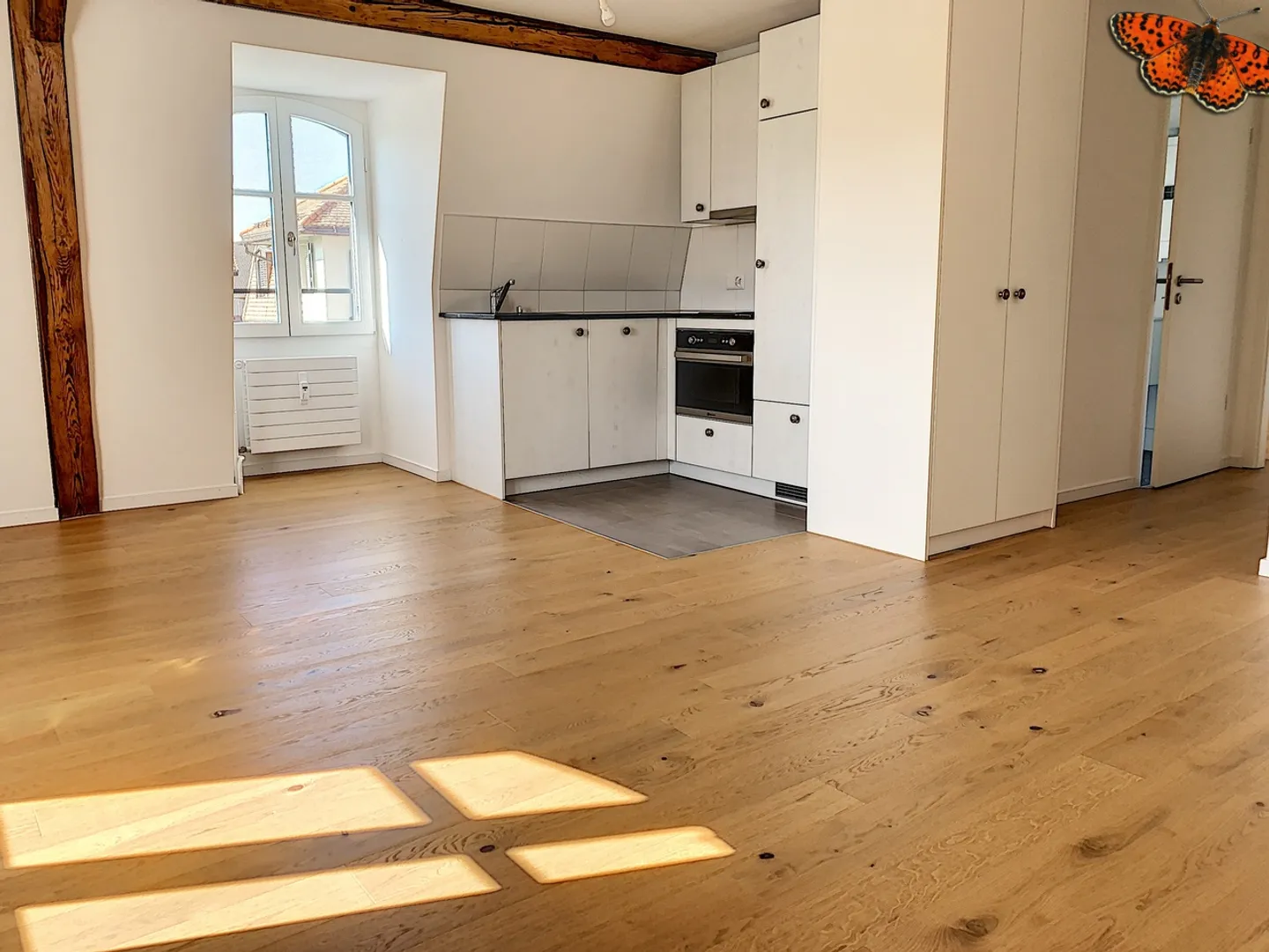 Charmante Wohnung mit Offener Küche - Foto 1 von 10