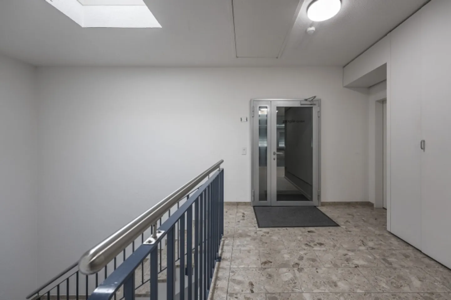 Ready-to-move-in space with attractive rent and 2 months rent-free period immediately - Photo 7 of 10