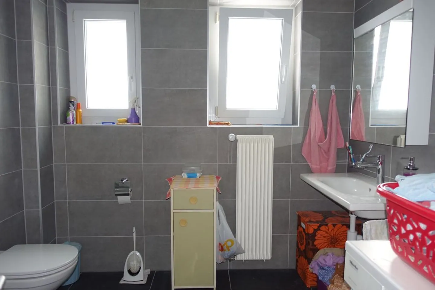 Tramelan - Schönes 4 1/2-Zimmer-Apartment im 2. Stock - Foto 7 von 10