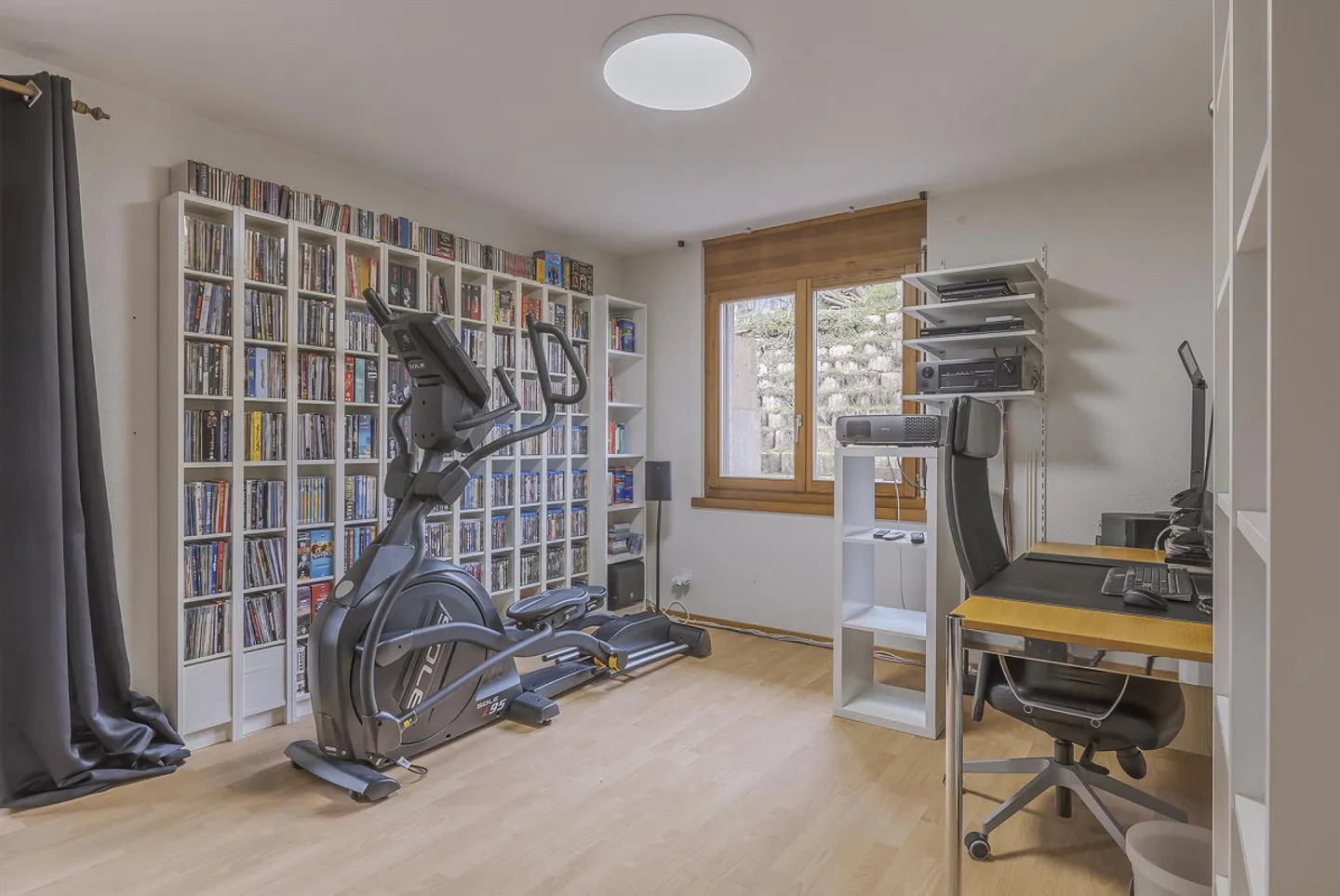 Maison résidentielle utilisable individuellement - Tafers - Photo 5 sur 16