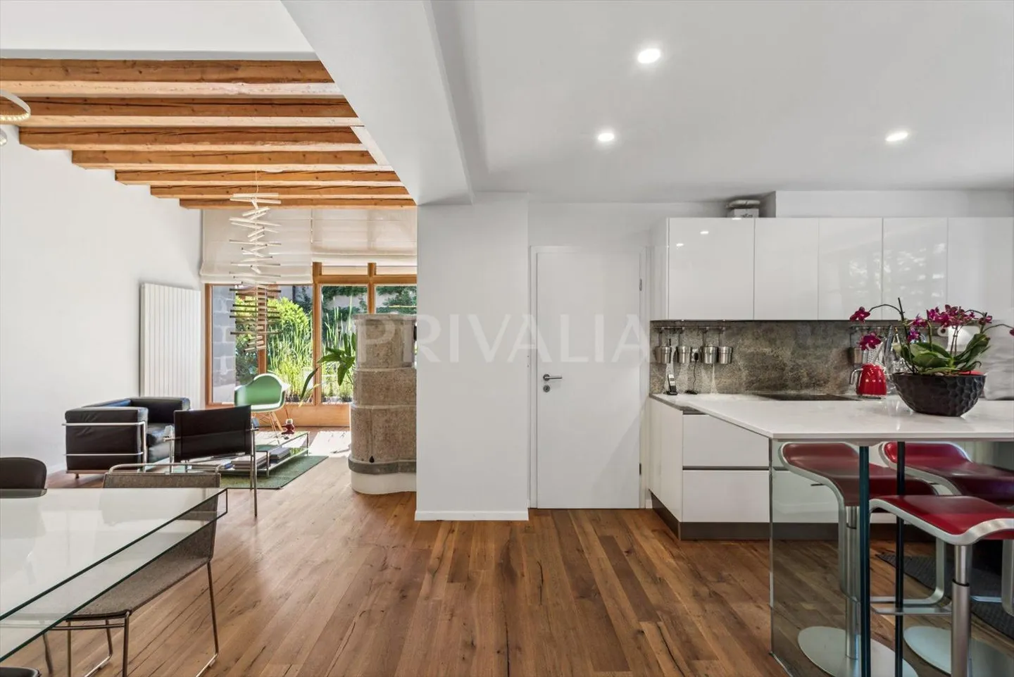 Casa di villaggio spaziosa e luminosa nel cuore di Soral - Foto 2 di 10