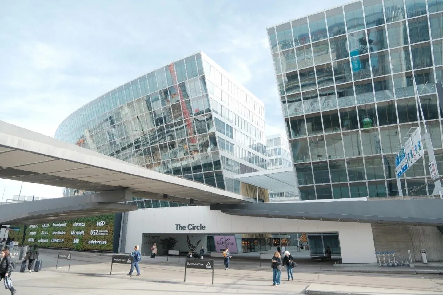 Bürofläche im THE CIRCLE - Foto 1 von 11