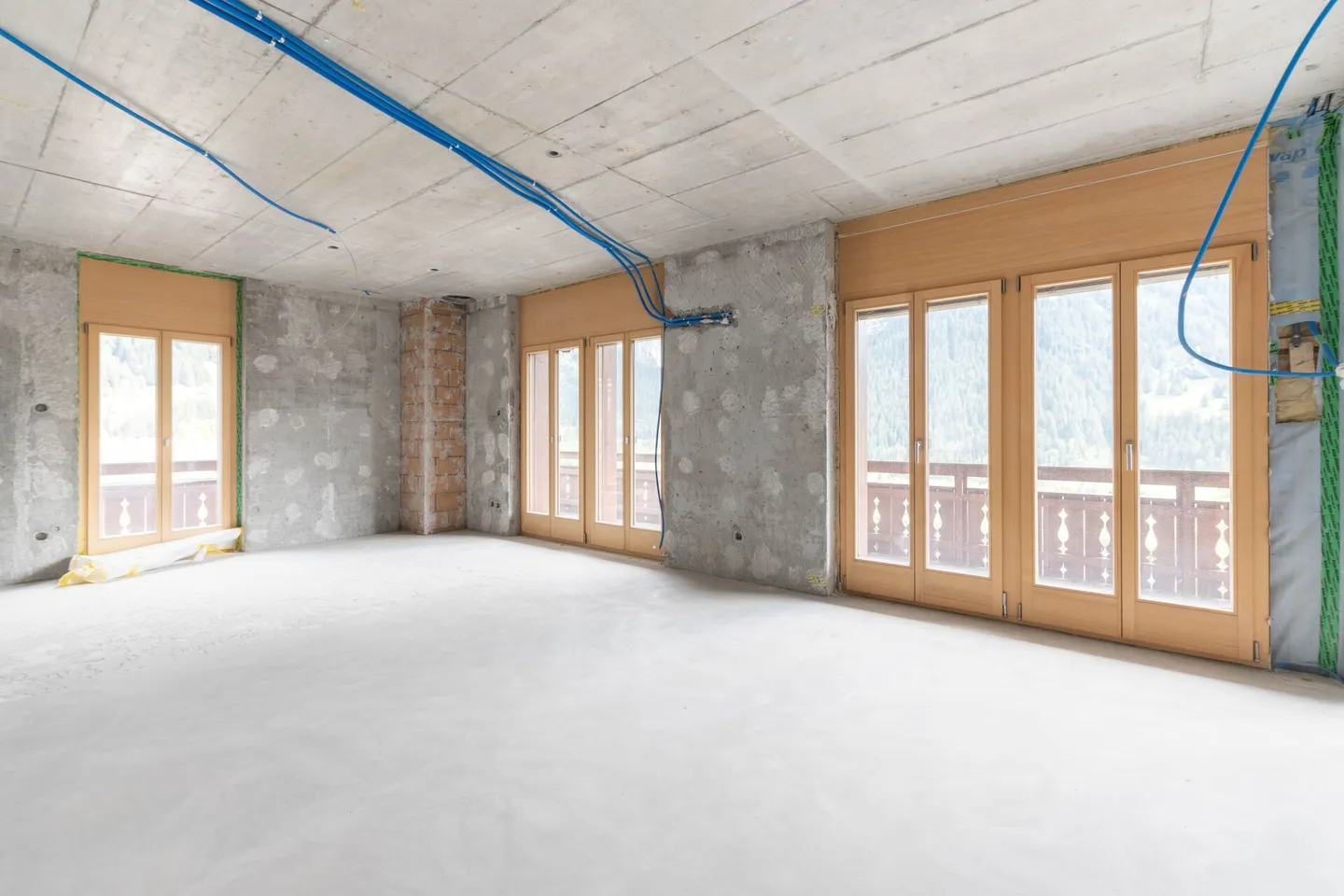 Zentrale 4.5-Zimmer-Erstwohnung, Galeriehaus Stotzhalten - Foto 2 von 13