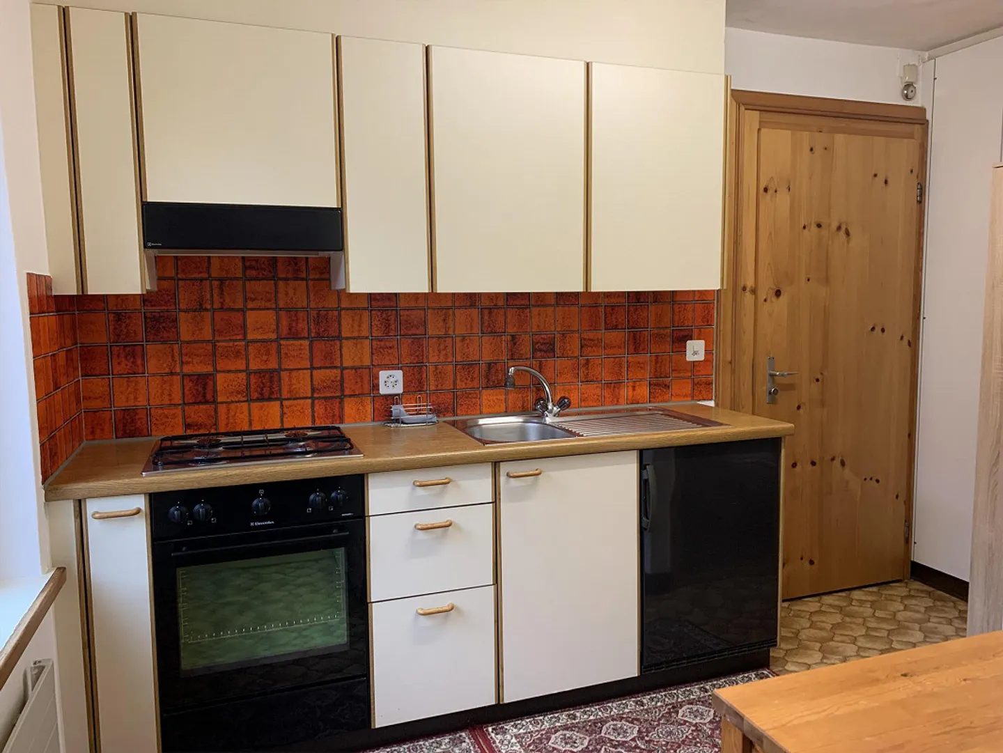 Central Living - Photo 2 of 6