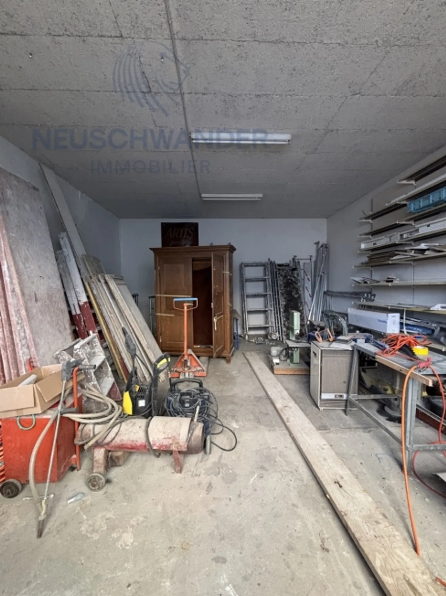 Craft project or housing in mixed zone on 655 m2 in city center. - Photo 7 of 10