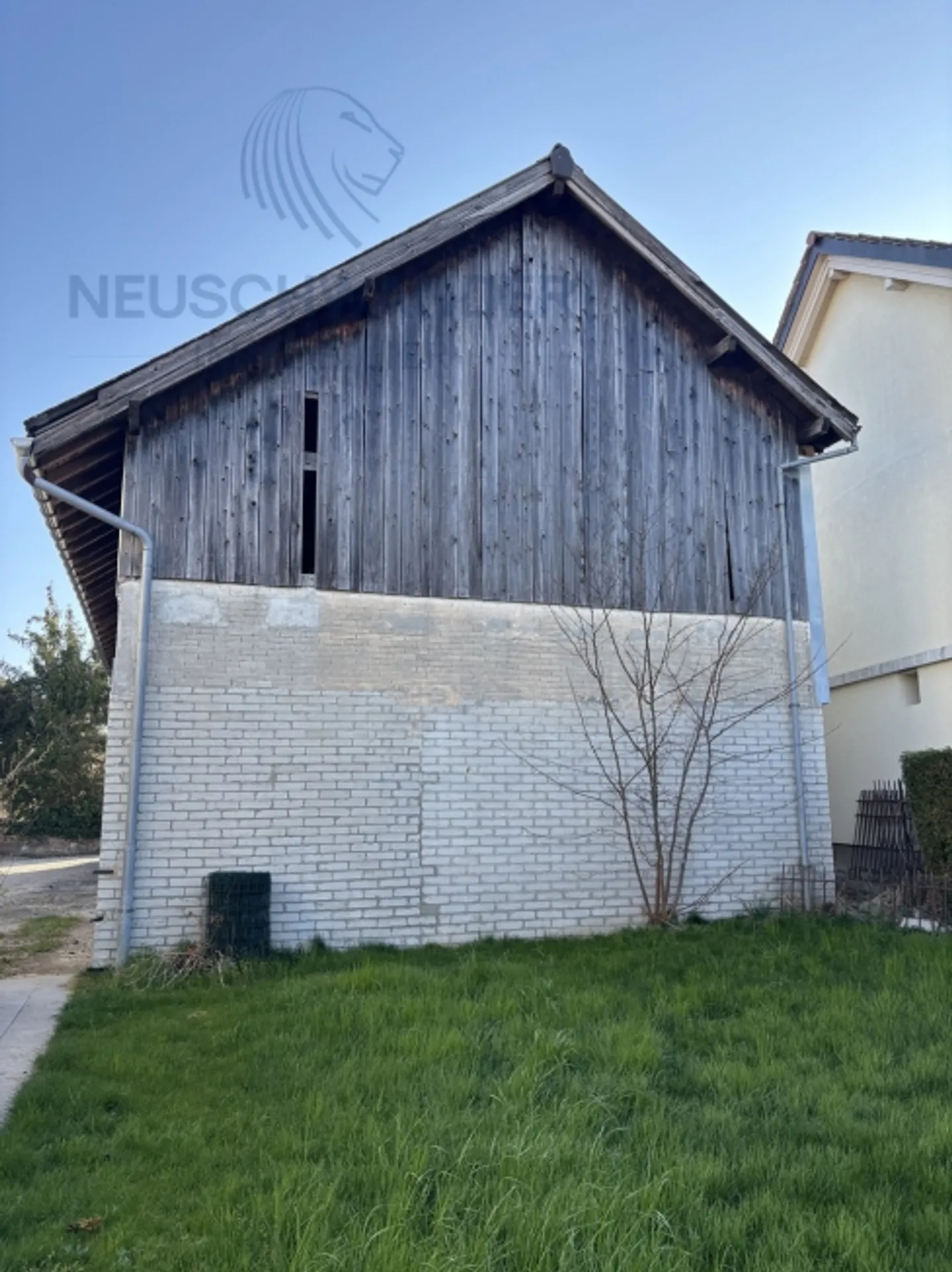 Craft project or housing in mixed zone on 655 m2 in city center. - Photo 5 of 10