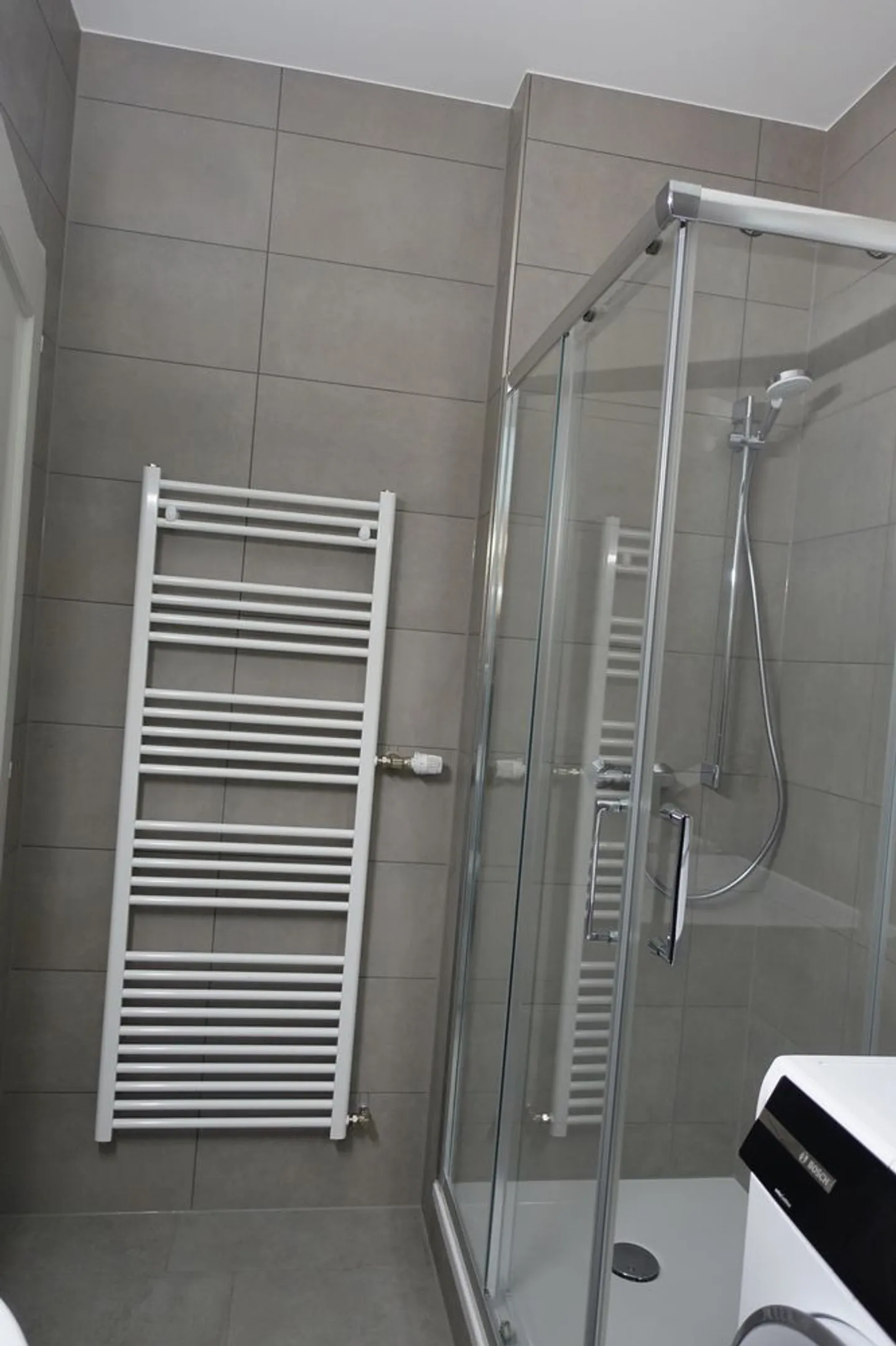 Tramelan - Appartement 3,5 pièces entièrement rénové - Photo 6 sur 9