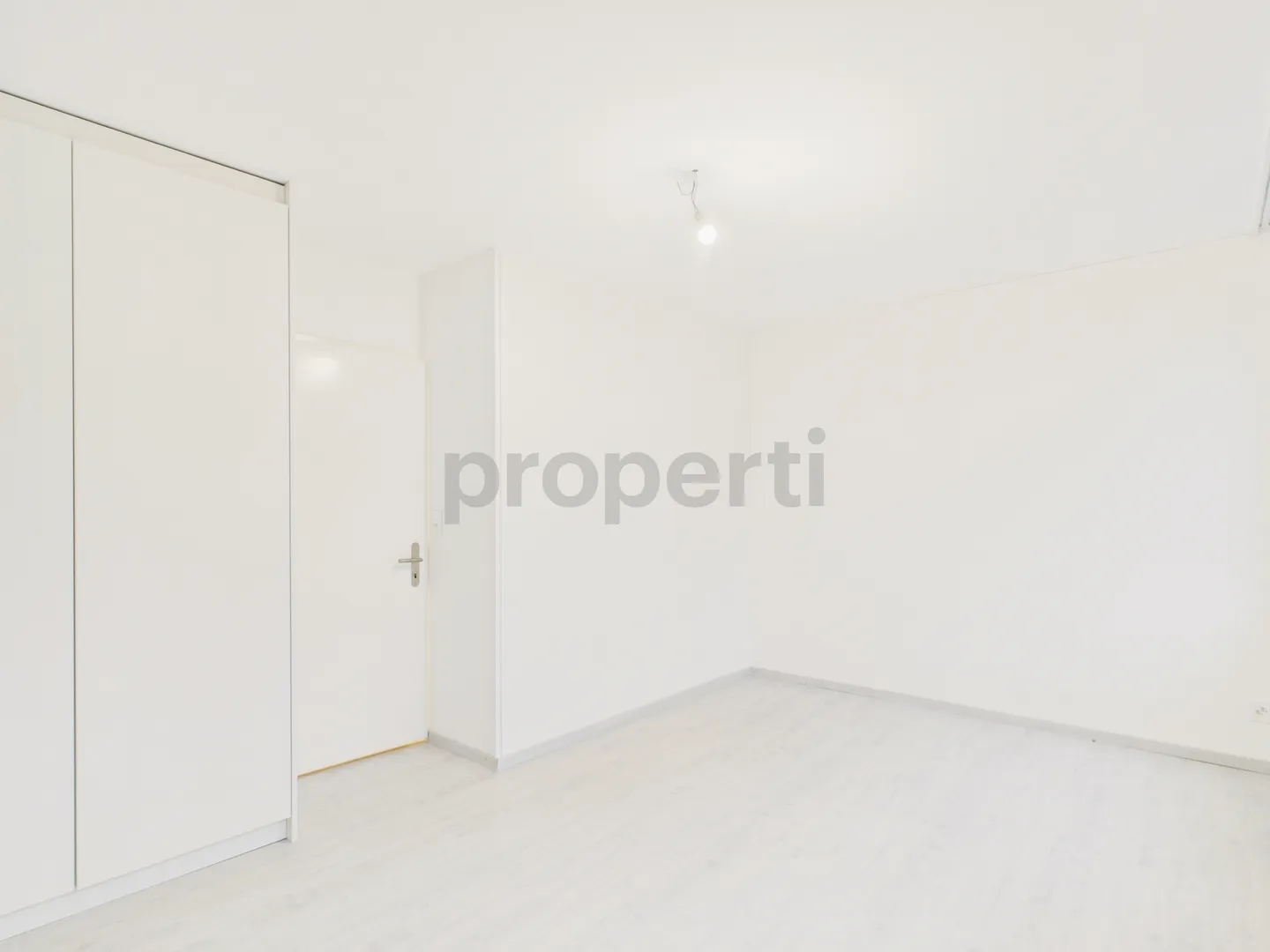 Einfamilienhaus mieten - Foto 6 von 12