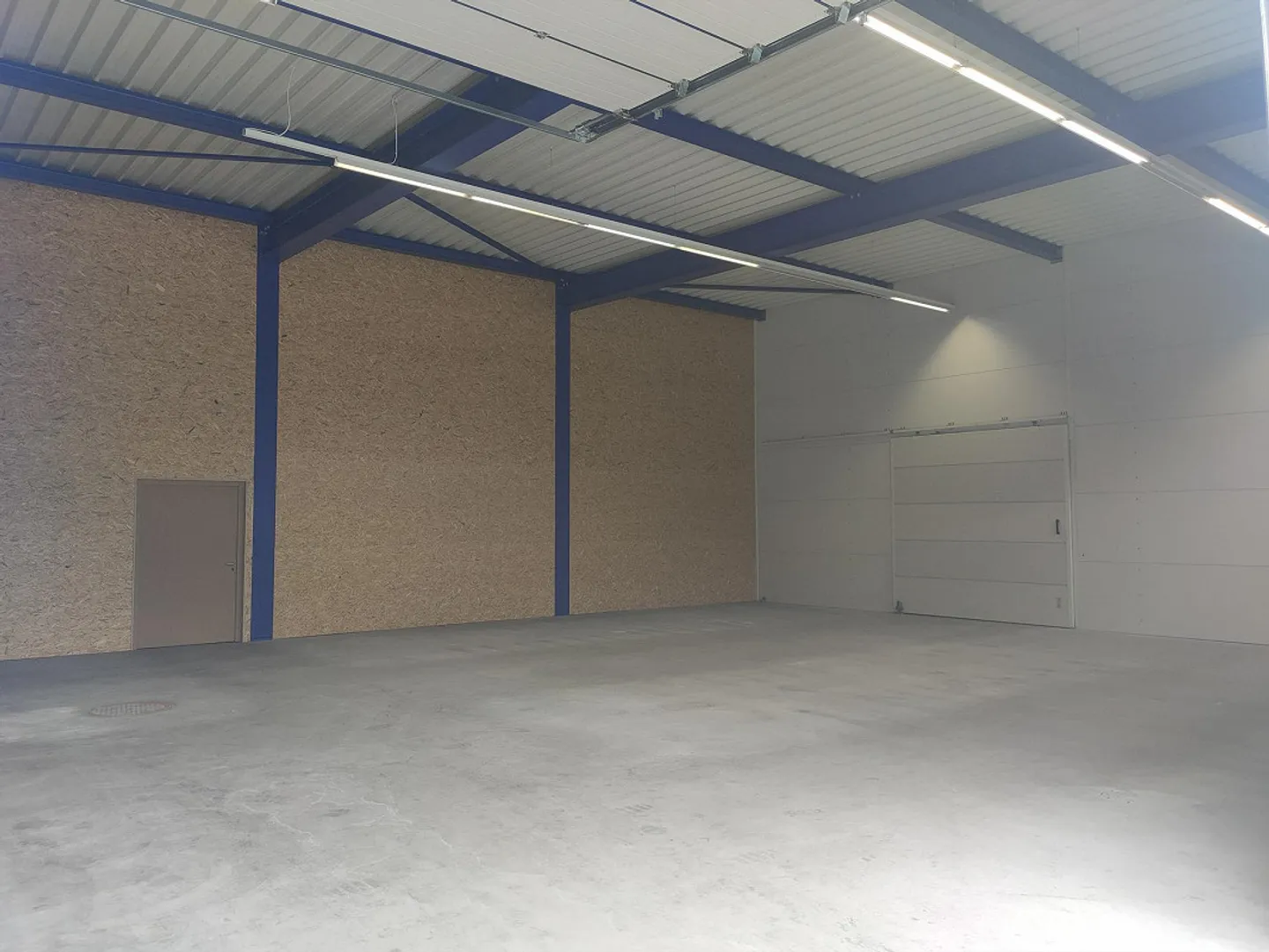 Versatile Commercial Space - Photo 2 of 3