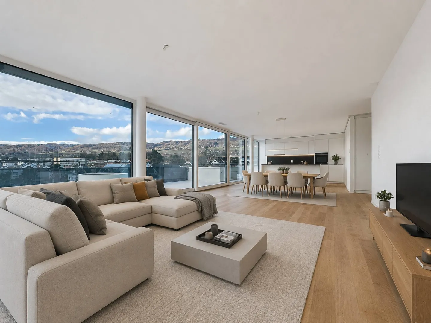 New penthouse with rooftop terrace - Photo 3 of 13