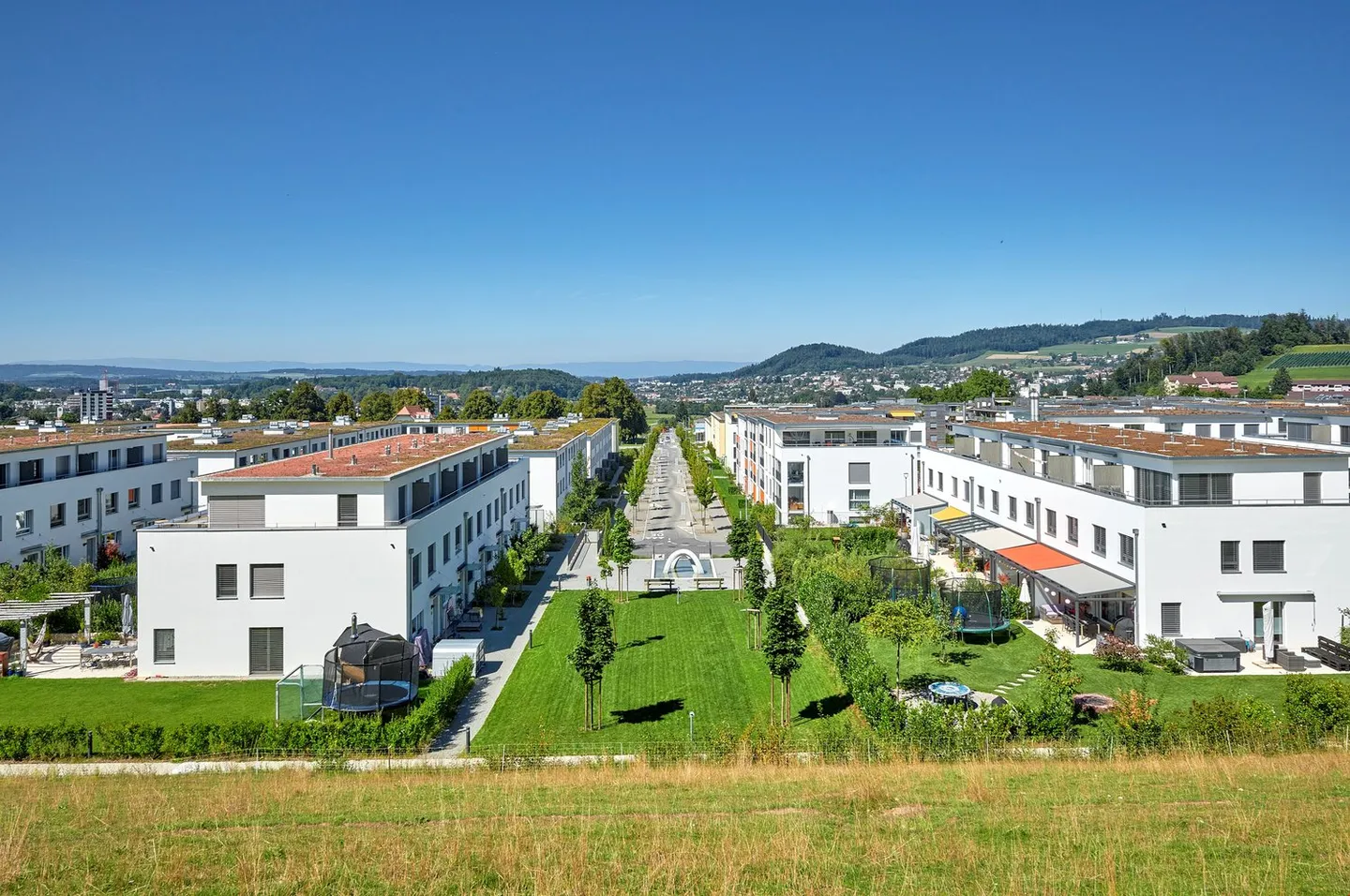 Appartement moderne et lumineux de 2,5 pièces - Photo 1 sur 7