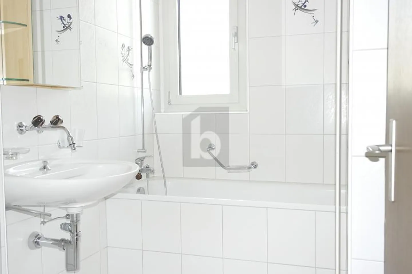 Vivre avec style avec vue et confort - Photo 5 sur 6