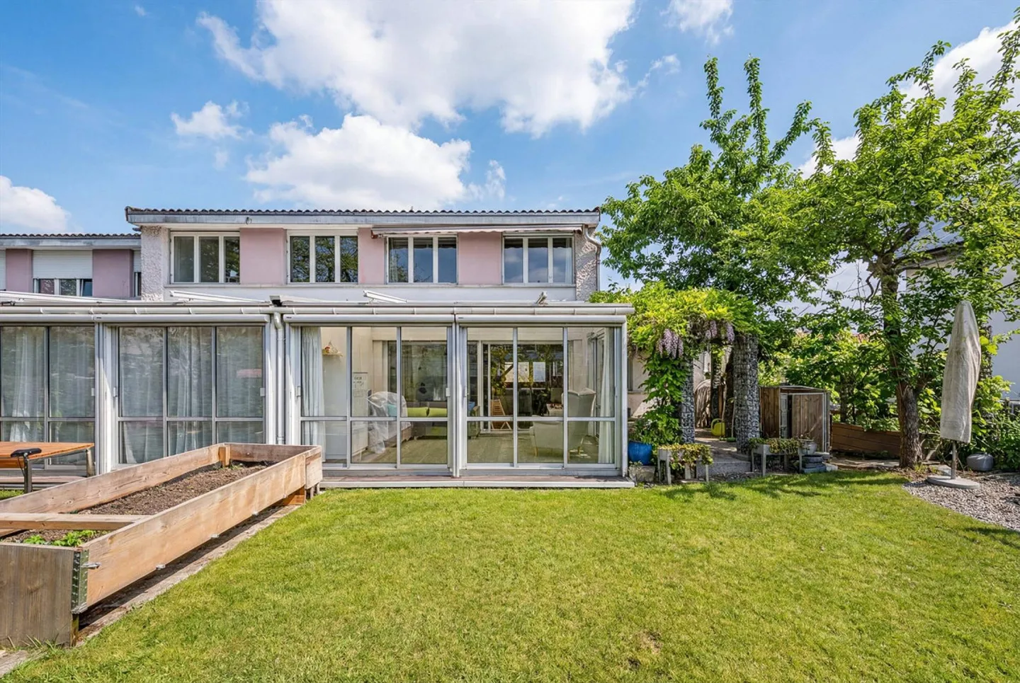 Charming Townhouse by Moossee - Photo 1 of 5