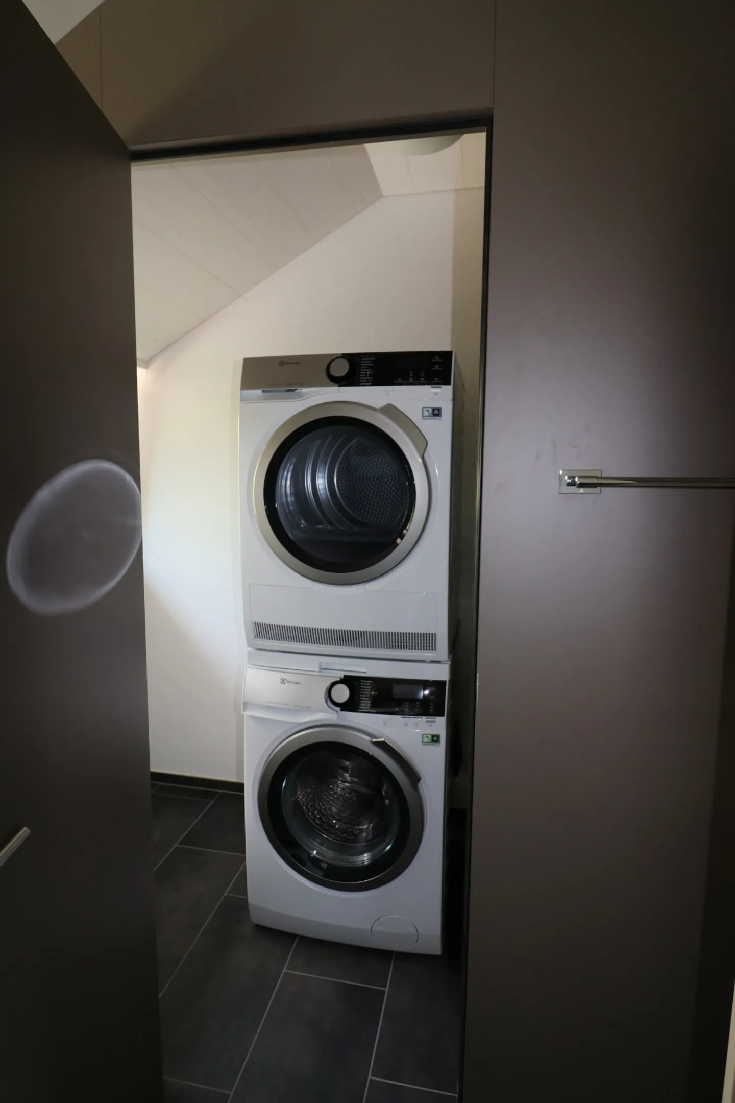 Moderne 3.5-Zimmer Wohnung - Foto 2 von 13