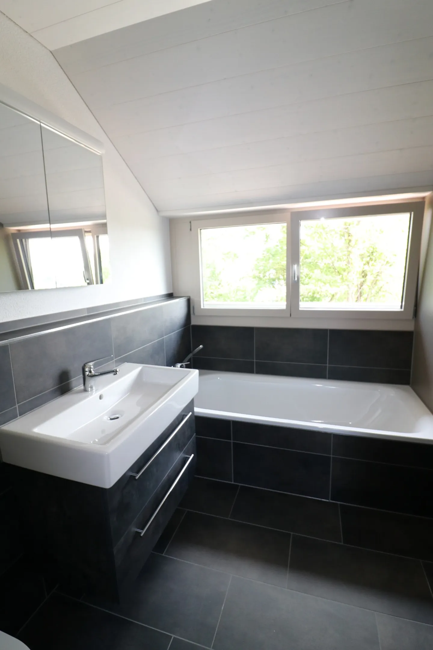 Moderne 3.5-Zimmer Wohnung - Foto 4 von 13