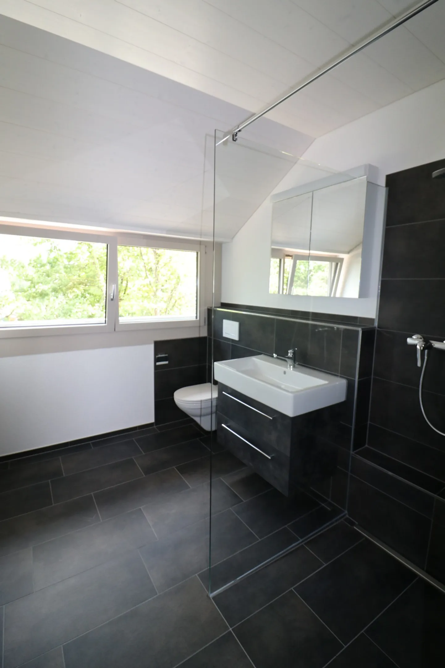 Moderne 3.5-Zimmer Wohnung - Foto 8 von 13