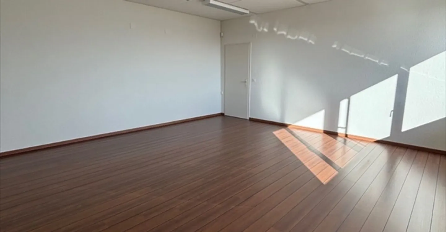 «Bureau» - Photo 4 sur 13