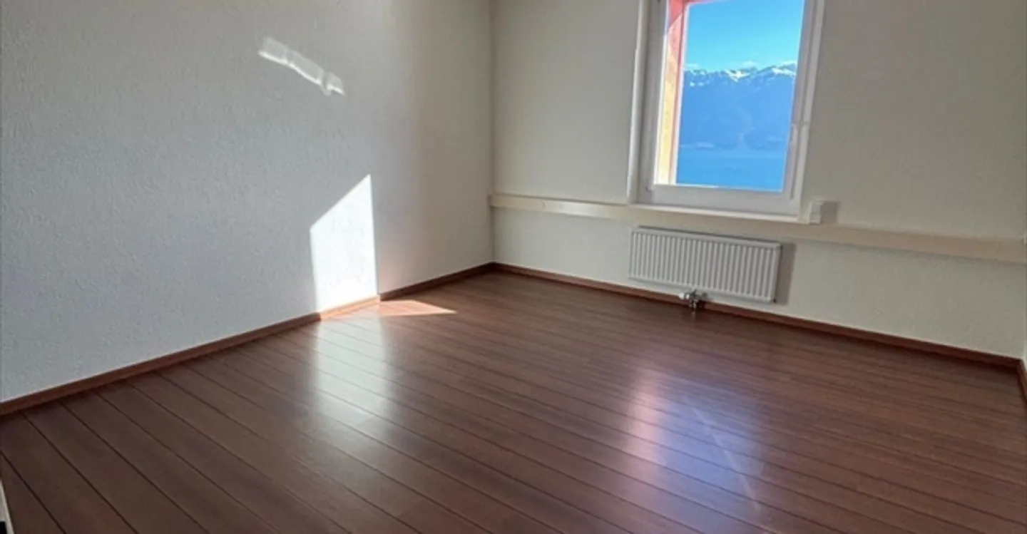 «Bureau» - Photo 7 sur 13