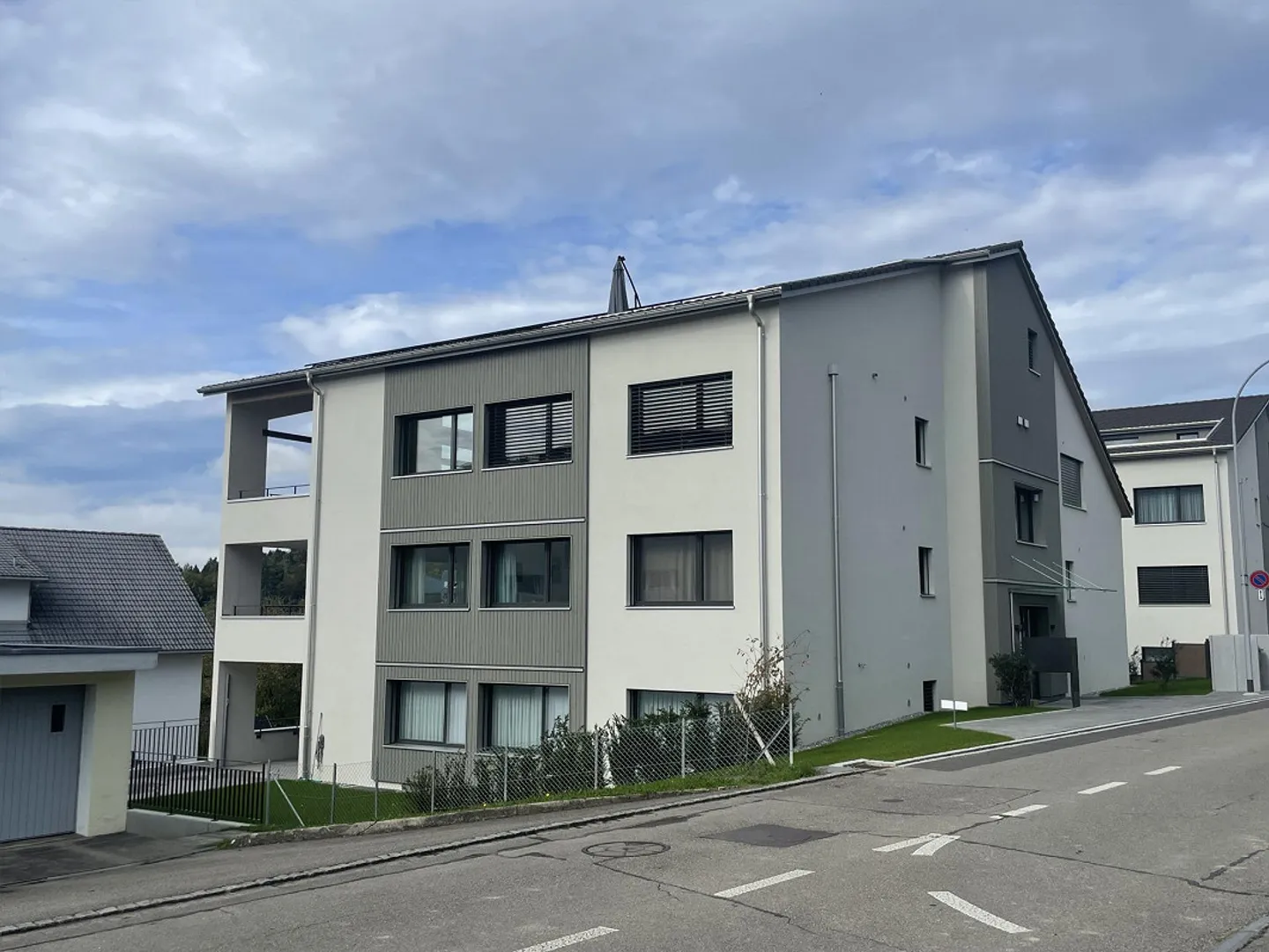 Top moderne 4.5 Zi-Maisonette Wohnung - Foto 1 von 8