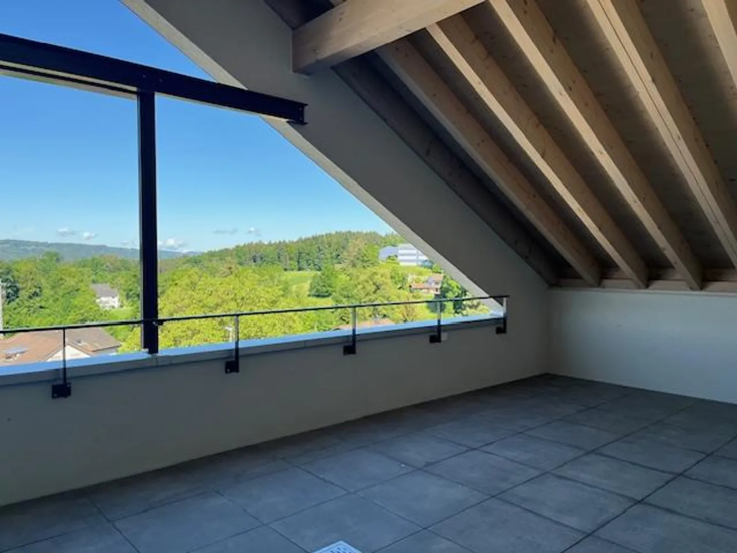 Top moderne 4.5 Zi-Maisonette Wohnung - Foto 7 von 8